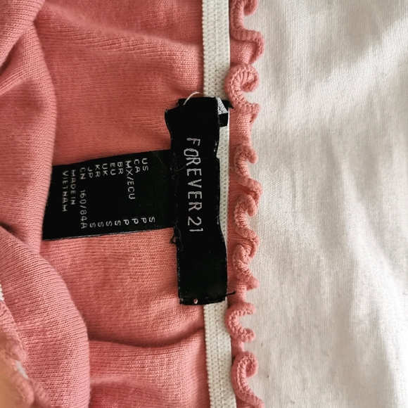 Forever 21 pink, off the shoulder top Size Small - Picture 2 of 3